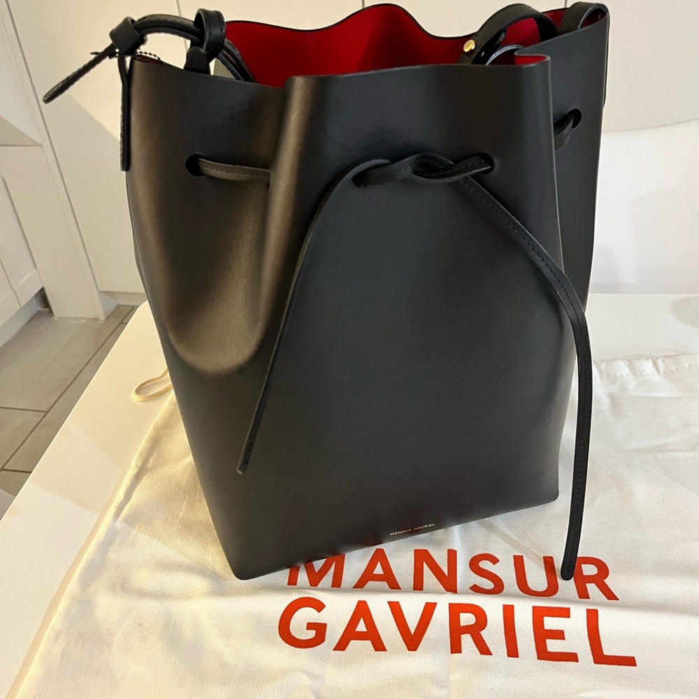 Mansur Gavriel Bucket Bag (Large)
